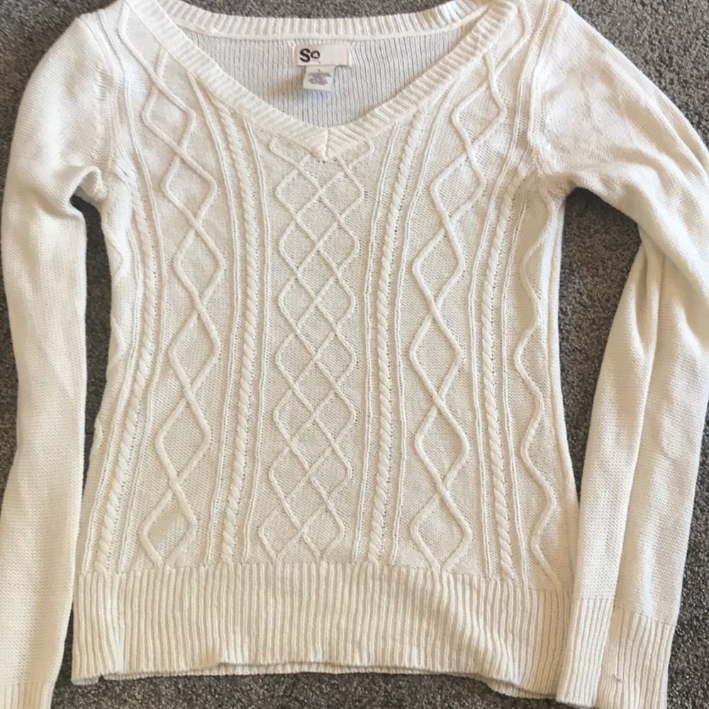 White/Cream sweater
